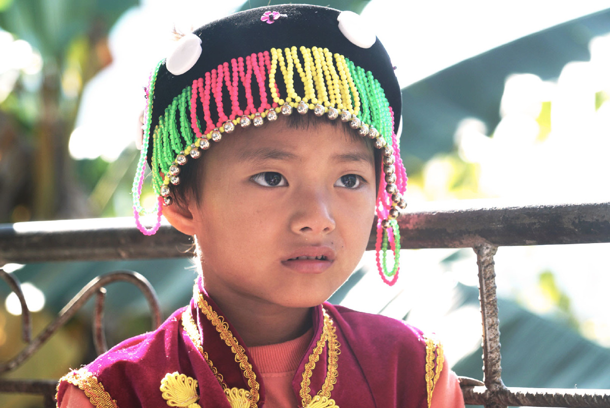 怒江傈僳族女孩