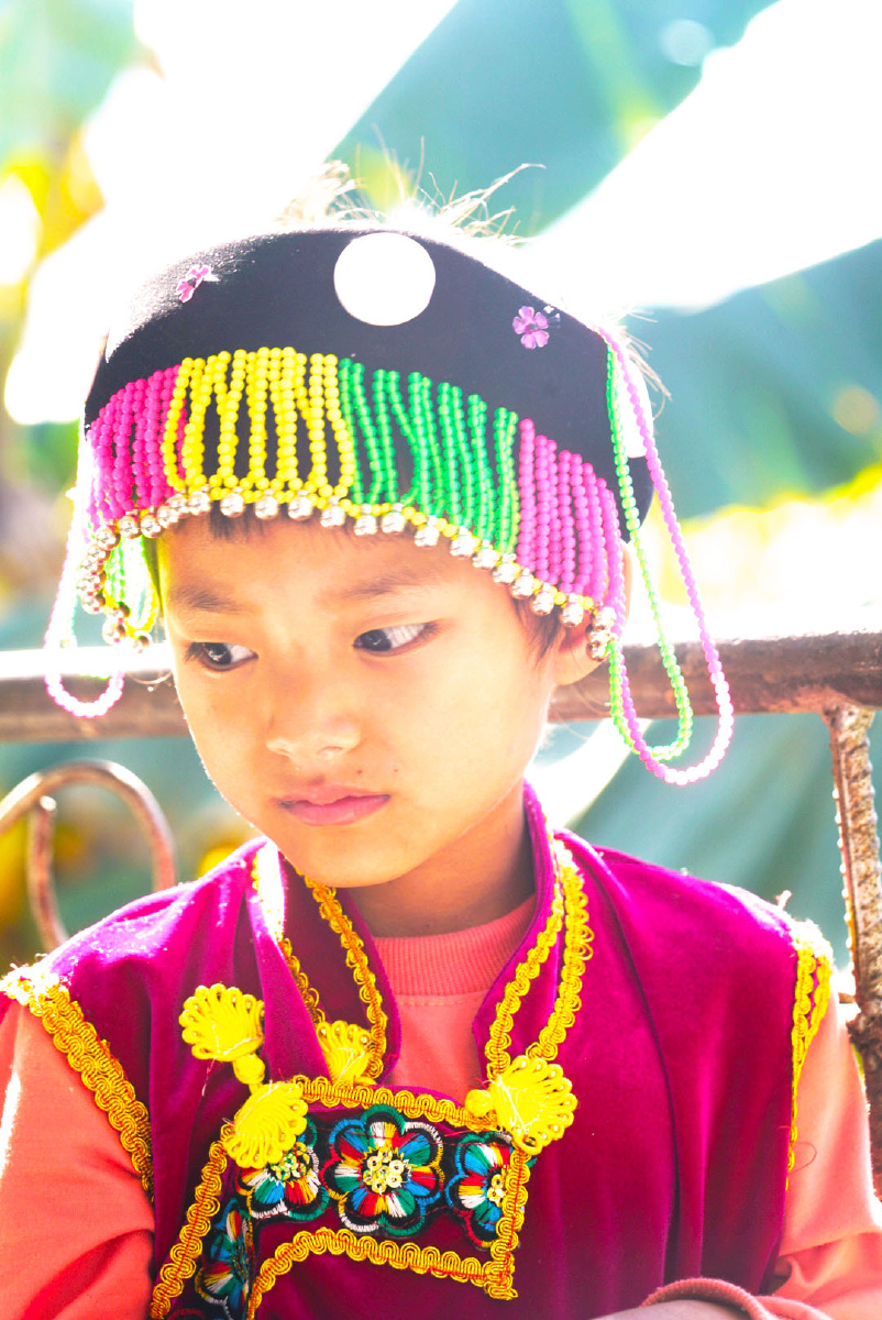 怒江傈僳族女孩