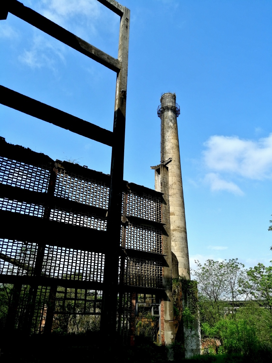 桂林老电厂,历史印记,昔日国营厂子现在进去只剩下孤
