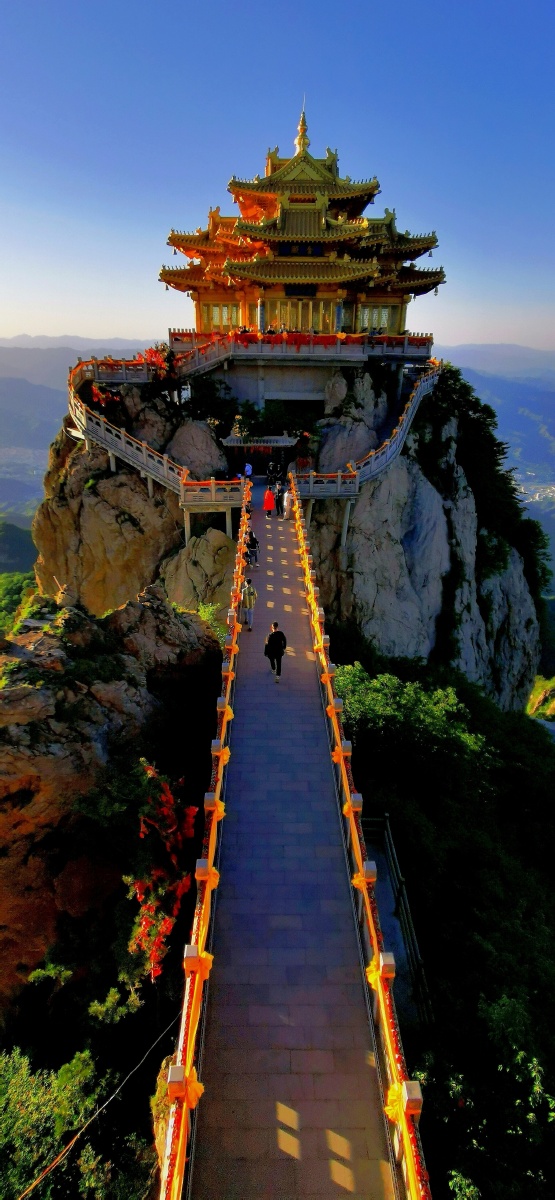 河南省栾川县老君山风景区