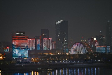 5F7B7C42-1783-4FF9-8AE8-7C30A6471043/L0/001