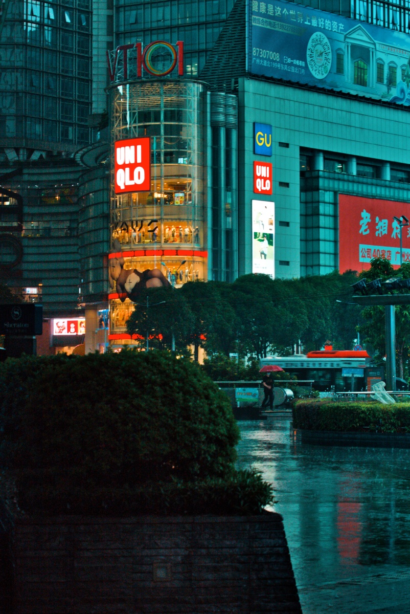 广州天河城街景昨天下午5时暴雨中检验70200非常优秀