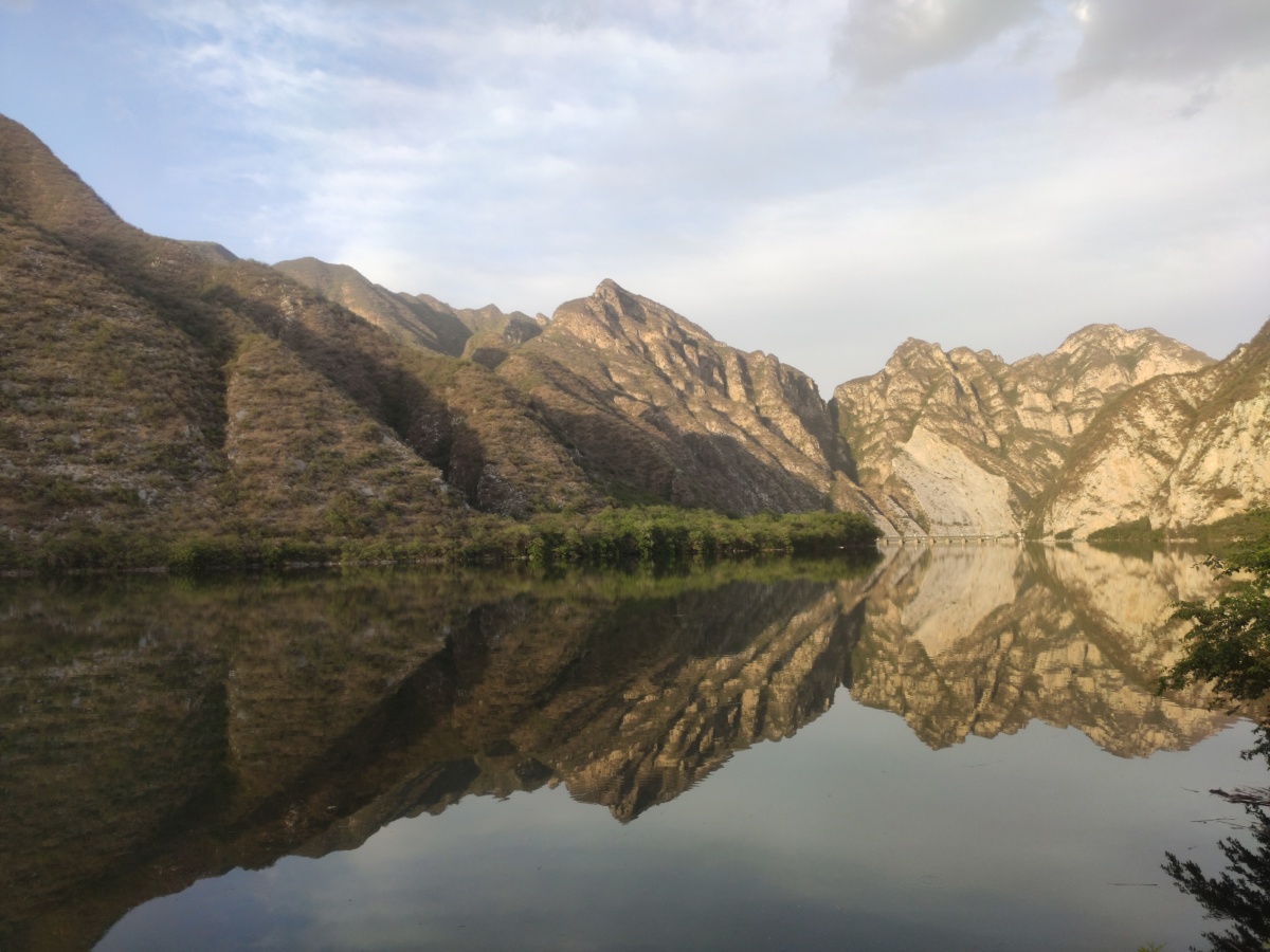 取材北京市门头沟区落坡岭水库一年四季景色宜人