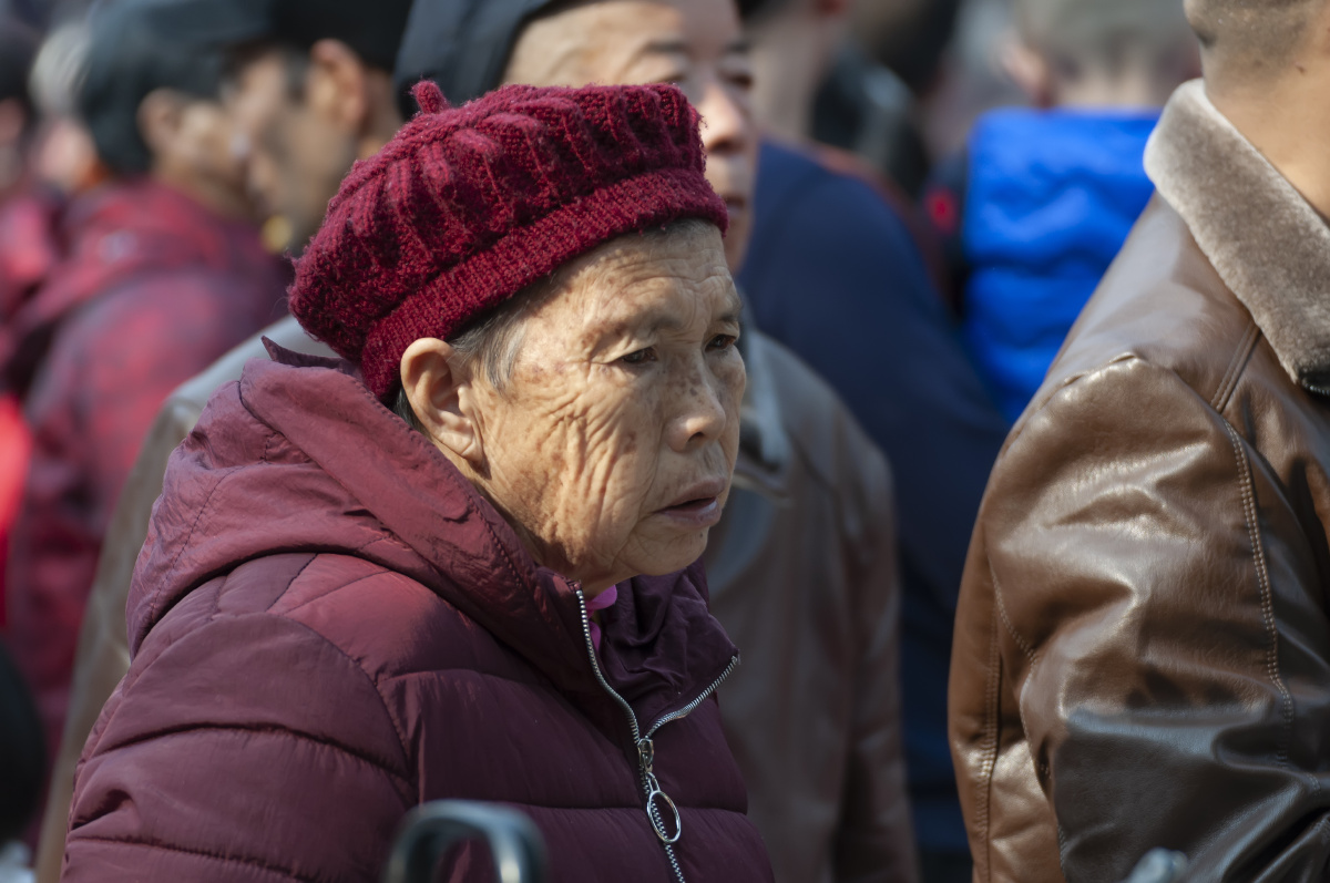 人老了真的有点悲伤.