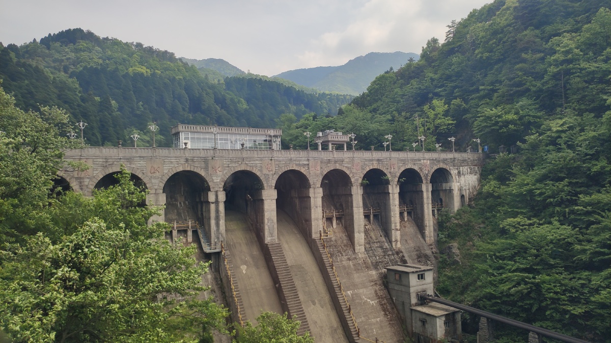 匡庐奇秀白居易草堂纵览云飞仙人洞庐山电站大坝