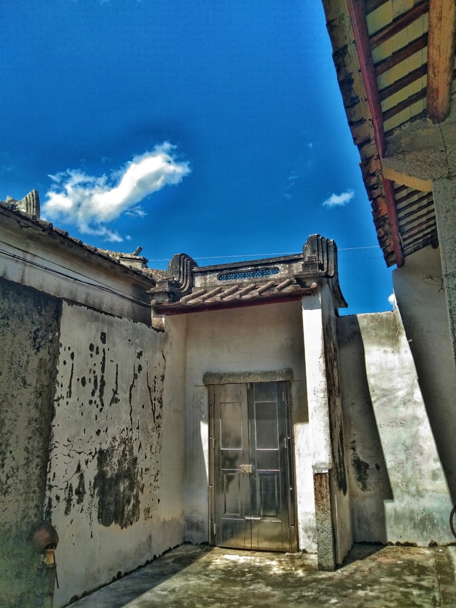 鲨鱼云海马云龟头云拍摄于潮汕老家