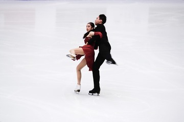 1050584