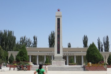 188900