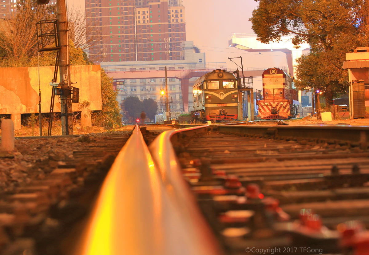 杨浦站,上海北杨支线终点,城市中的铁路