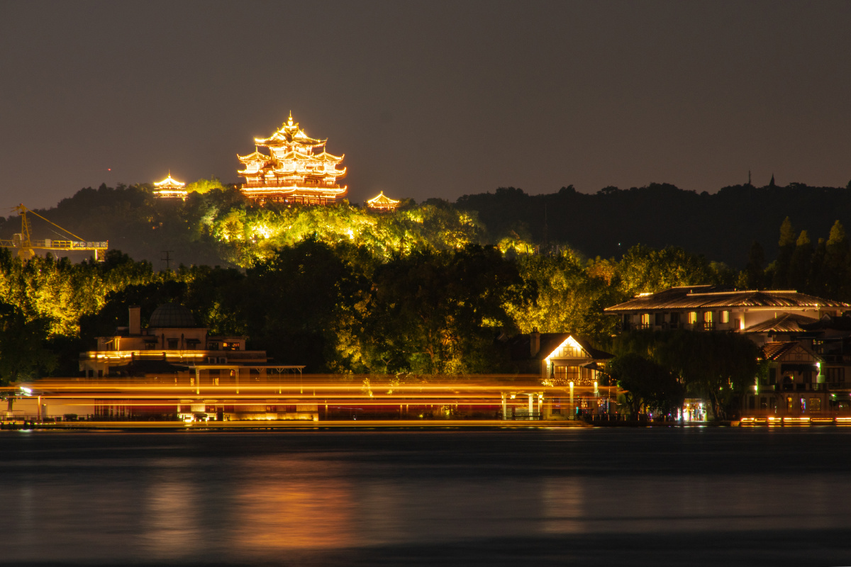 杭州西湖夜景长曝光调色
