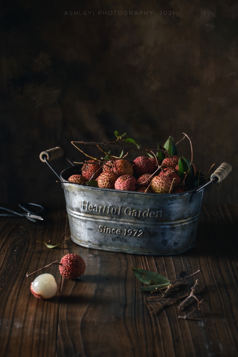 静物摄影桂味荔枝