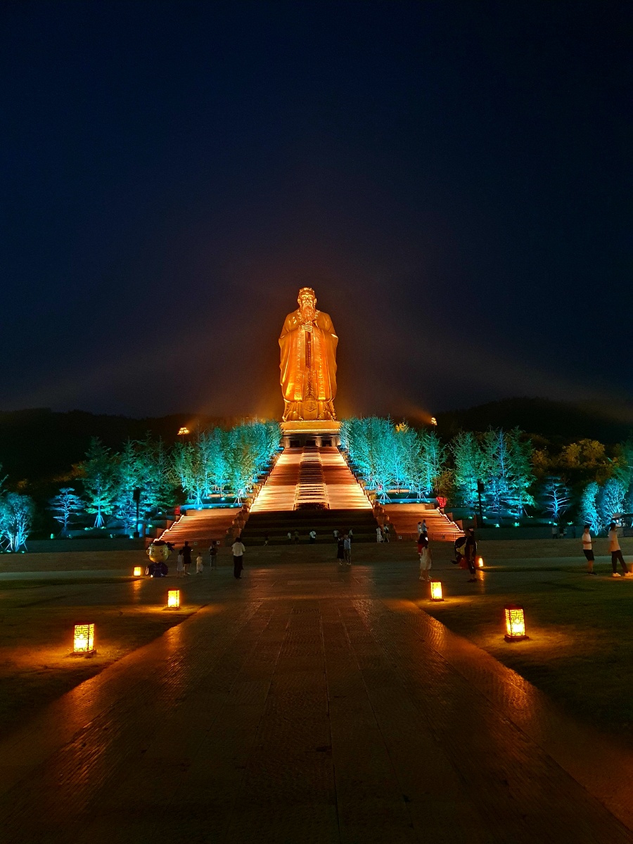 尼山夜景