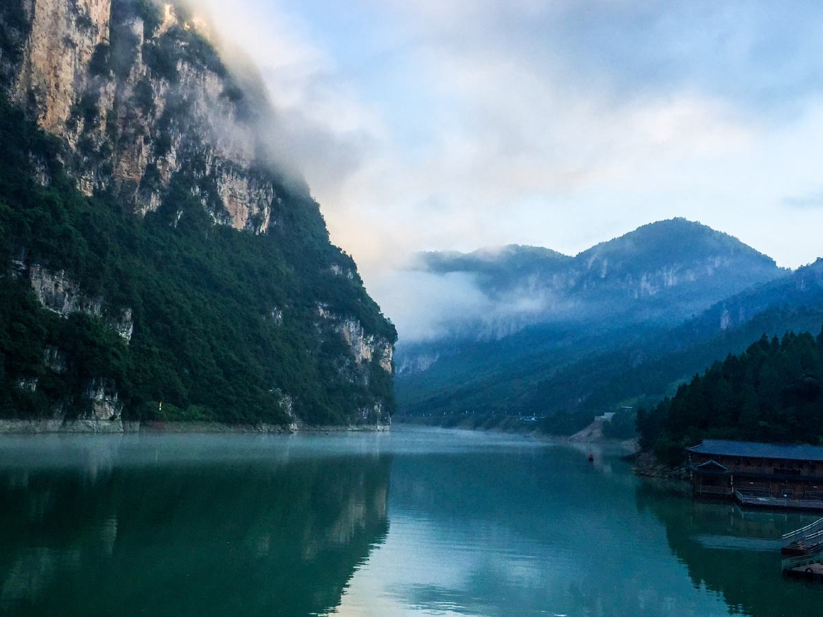 乌江画廊位于重庆酉阳土家族苗族自治县