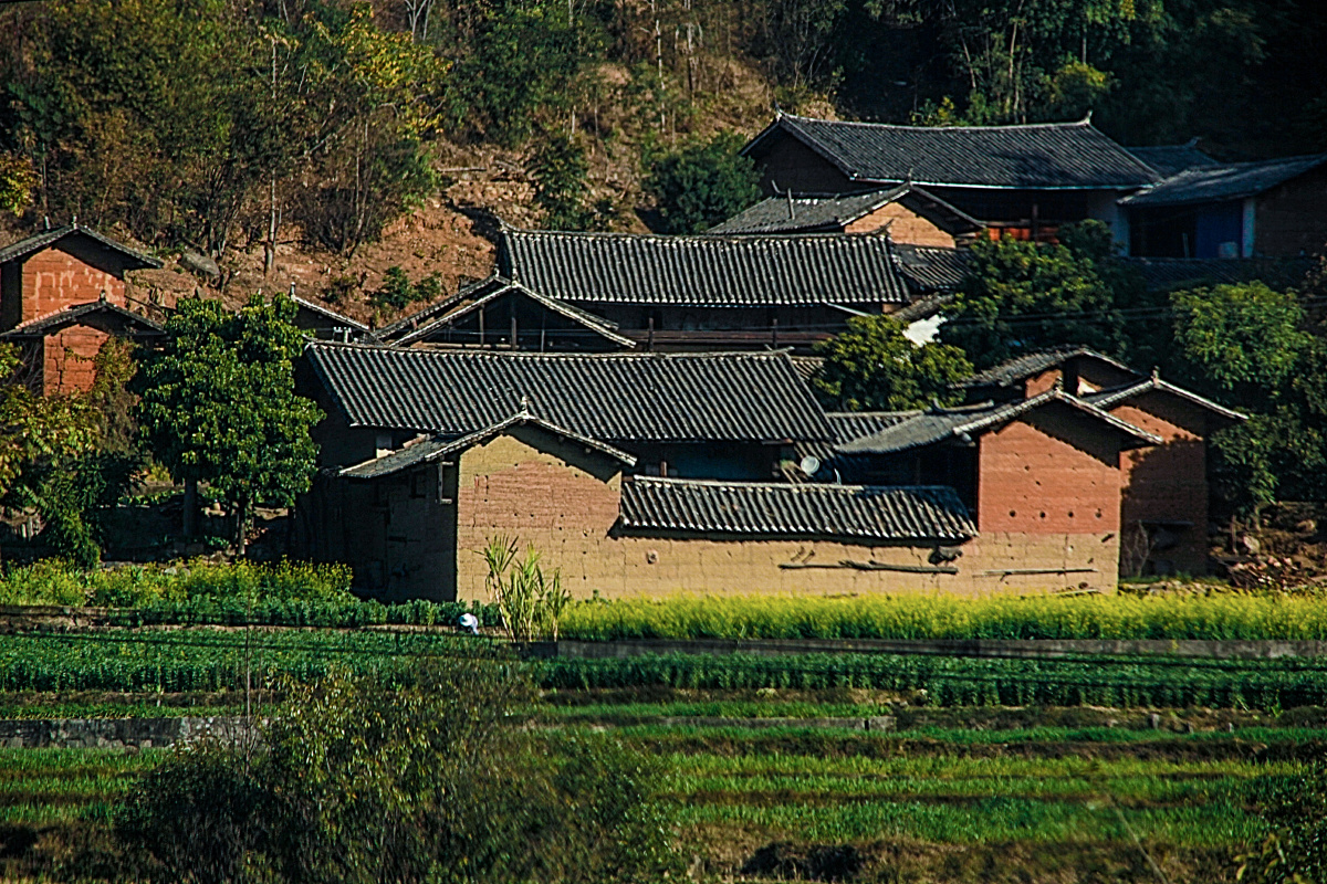 民居六德傈僳族彝族乡位于云南省永胜县