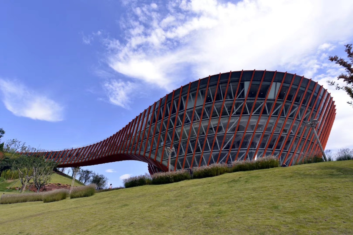 观景台摄自四川省成都市龙泉山城市森林公园