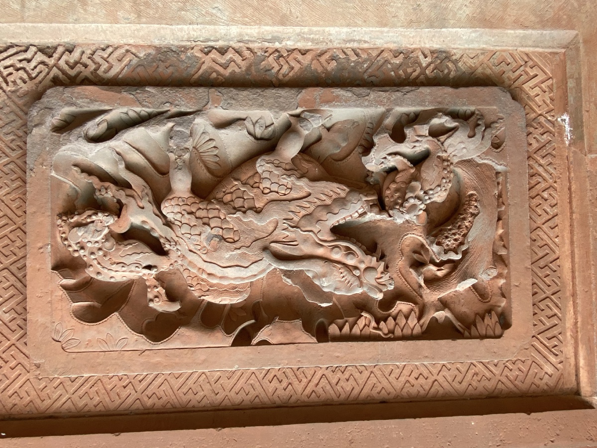 广汉文庙一石枋棂星门极为壮观图案丰富雕刻精细堪称川西的石刻艺术