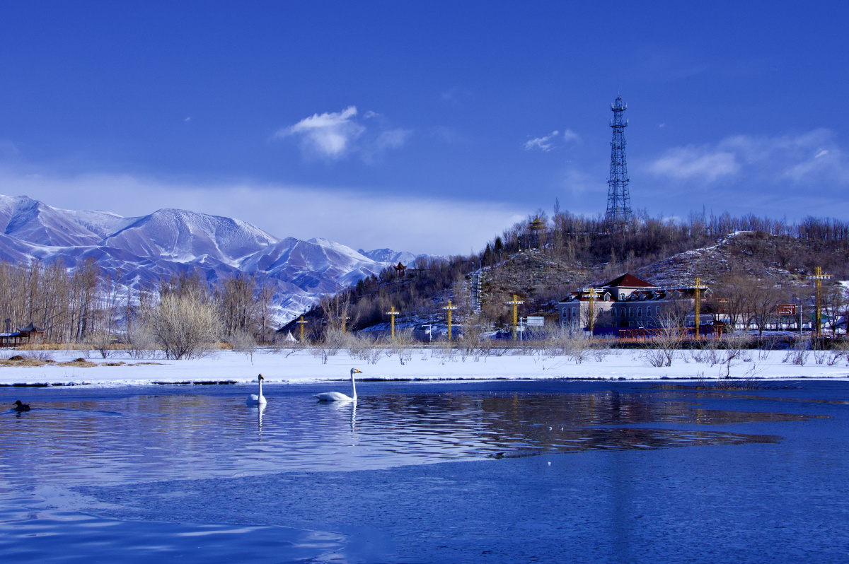 圣泉山新疆温泉