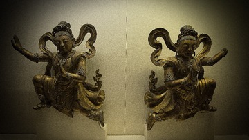 明清时期木雕天人像