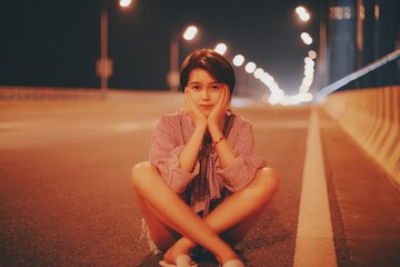 001