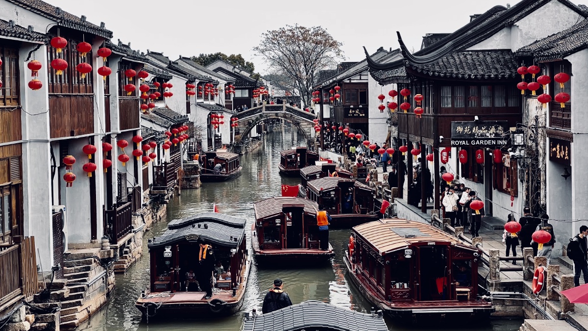 节日假期人气旺盛手机摄於苏州山塘街 - 自由如风的我 - 图虫