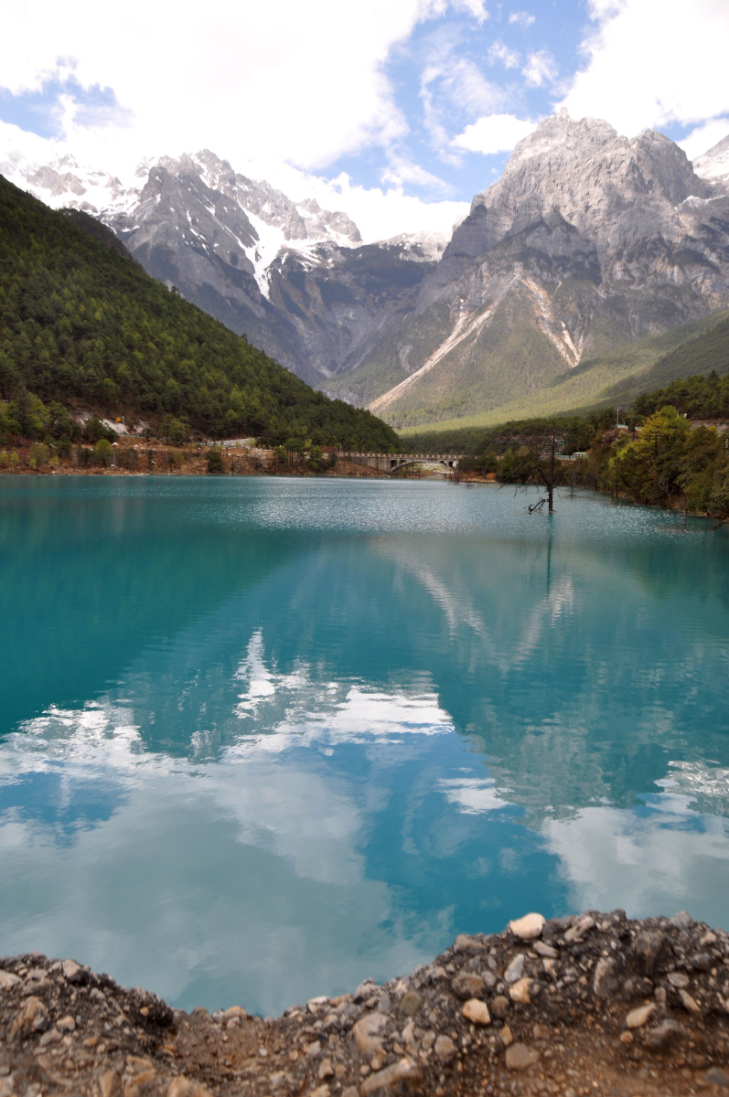 丽江蓝月谷白水河