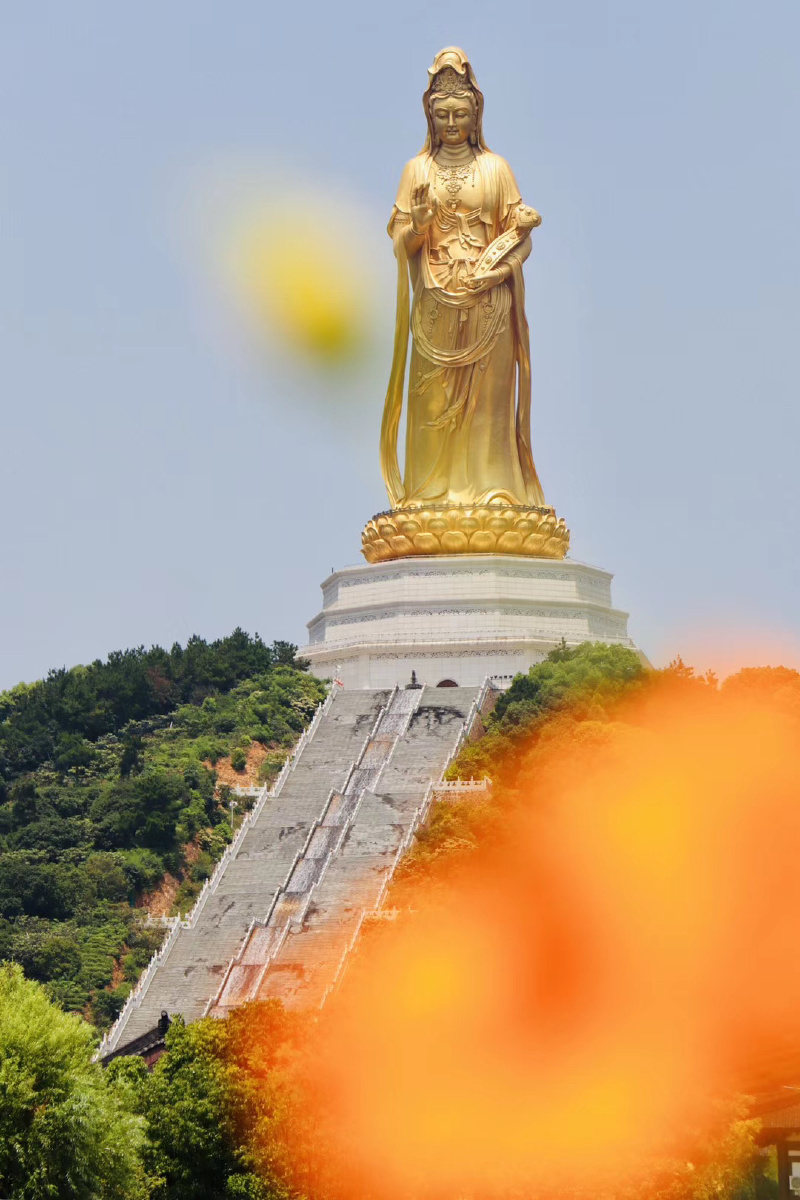 中国三尊露天观音