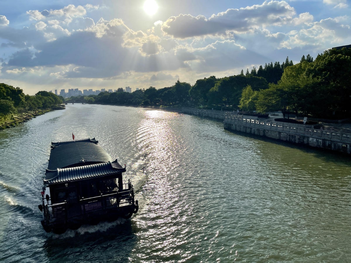 苏州人民桥护城河