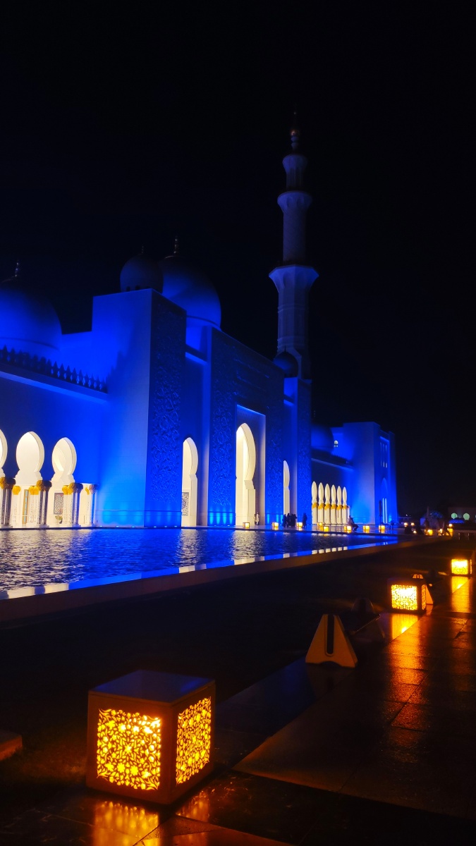 阿联酋谢赫扎伊德清真寺夜景