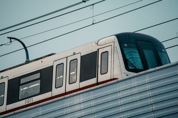 152158