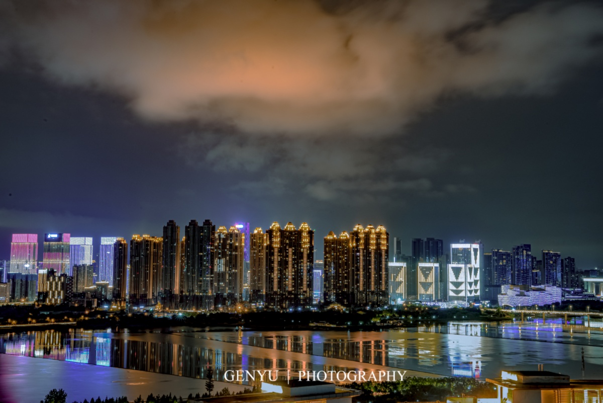 沙湖绿地中心武汉夜景