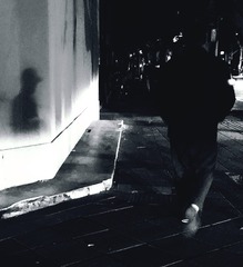 937211