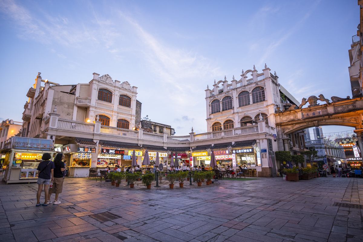 中山市孙文西路步行街.
