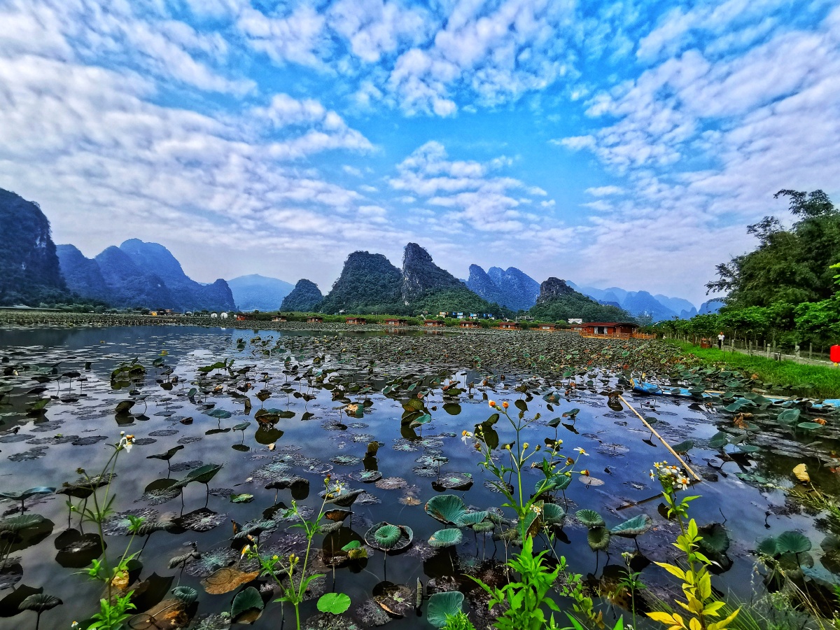 英德峰林小镇