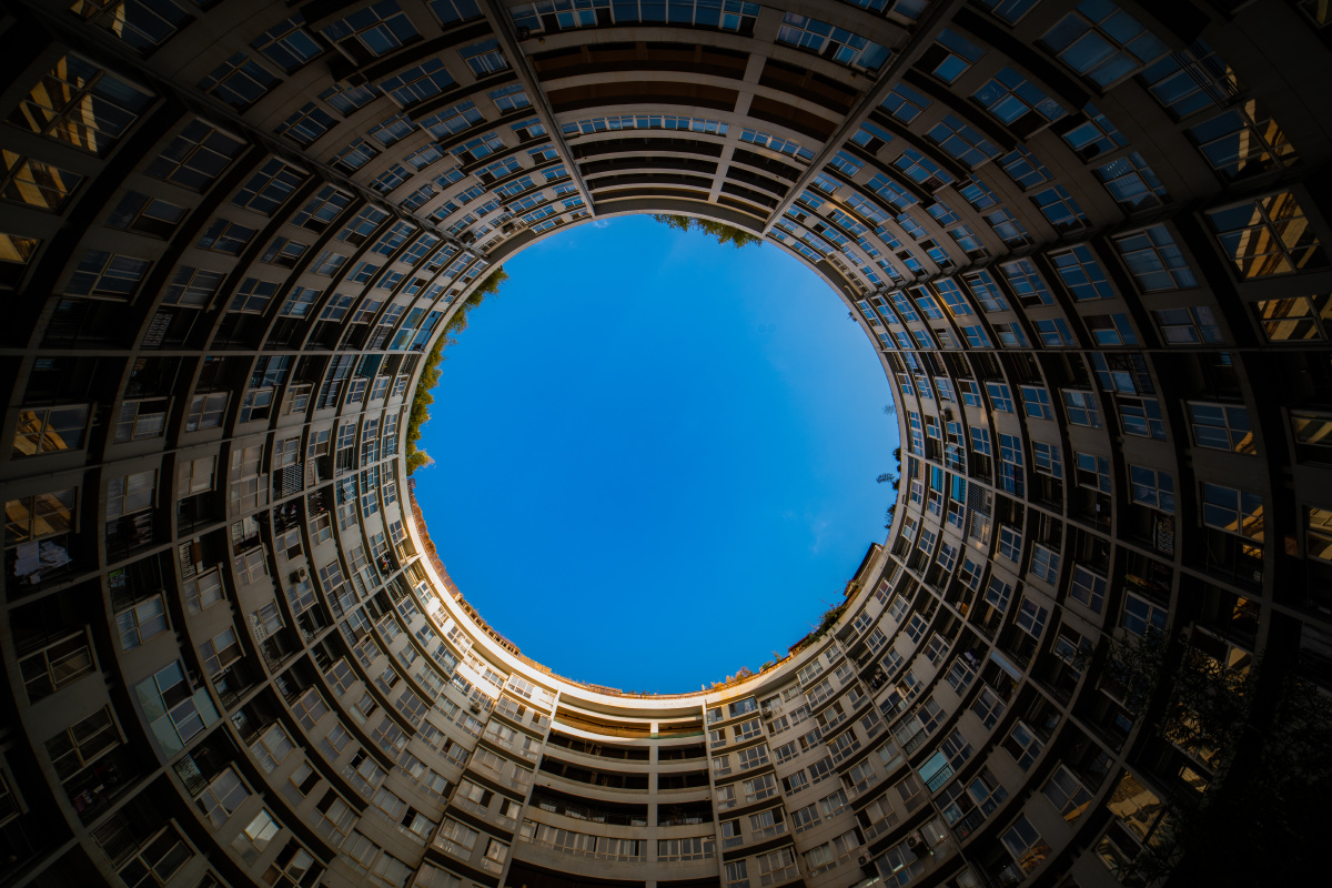 昆明傲城广场的俯仰之间