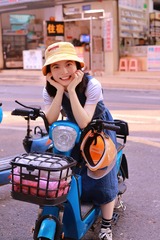 DA160C6C-1247-4826-A438-54053876BE8F/L0/001