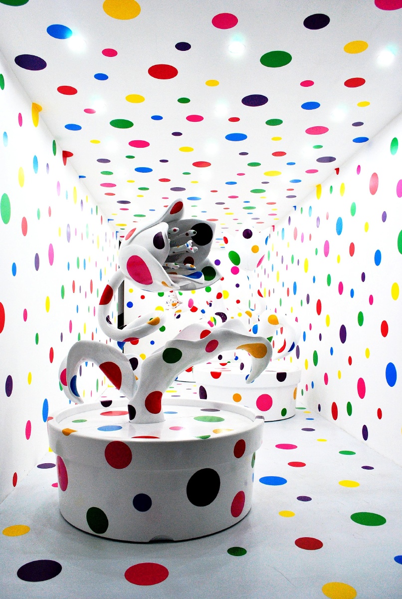 草间弥生圆点生活