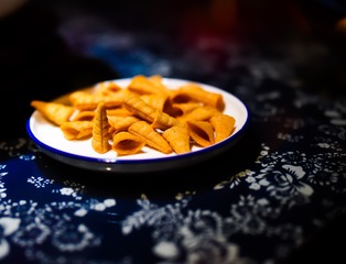 710712