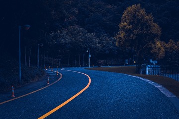 304
