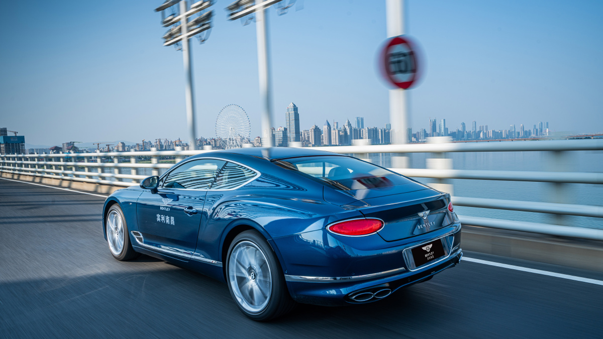 宾利欧陆gt一组南昌街拍