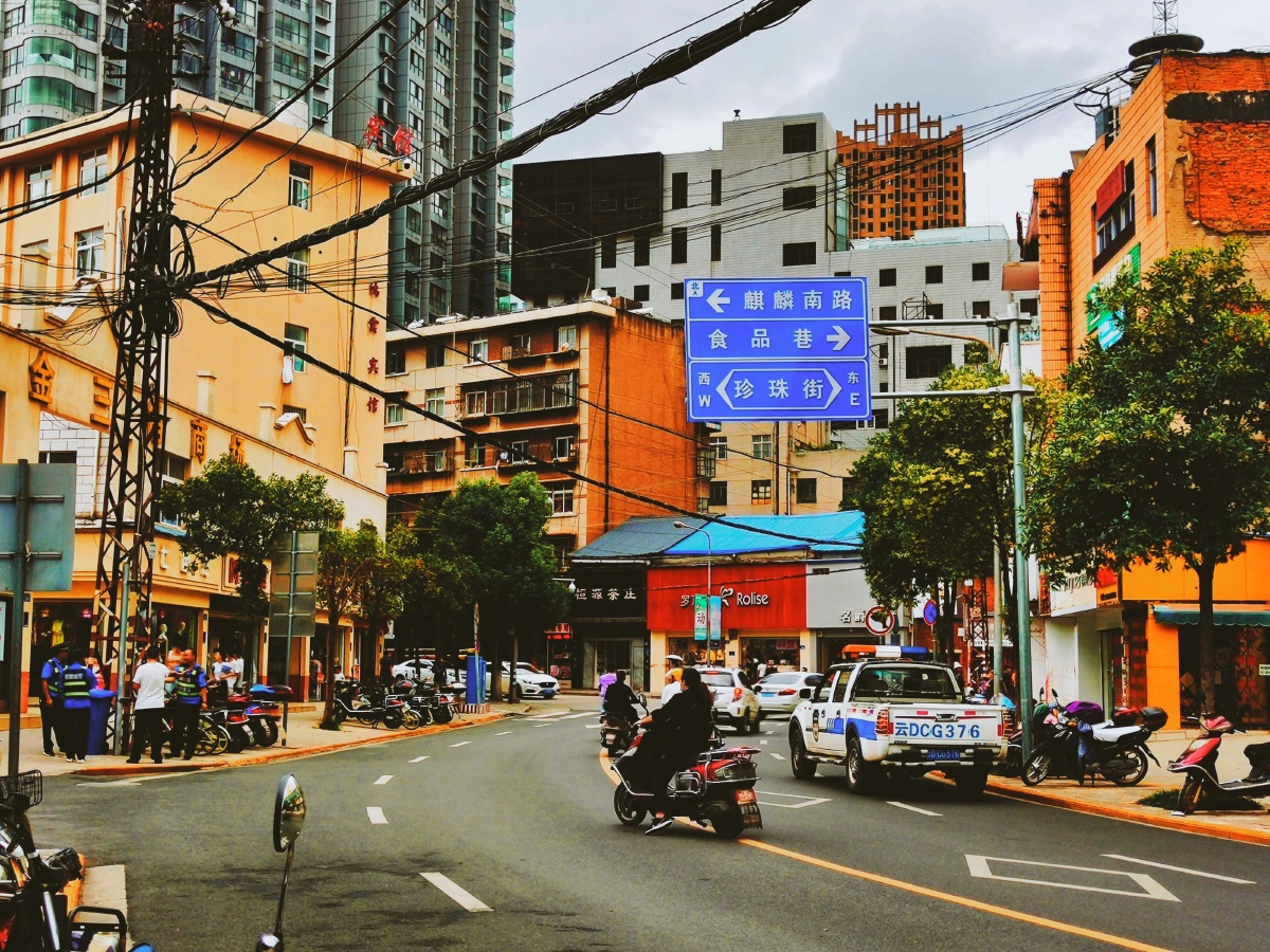 曲靖麒麟捕捉街角记忆中的老城