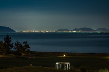 001