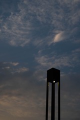 190595