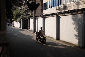 8027257E-B525-45F0-9B9F-658FC4AD31EA/L0/001