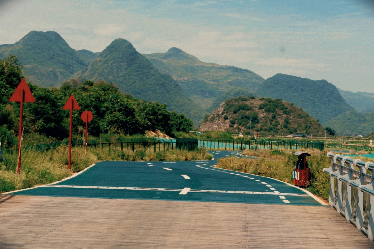 5a级国家风景区普者黑摄影:骼峒素材软件:滤镜lr 包括:观光道 电影