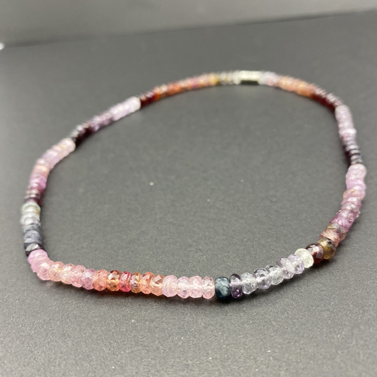 天然尖晶石手链