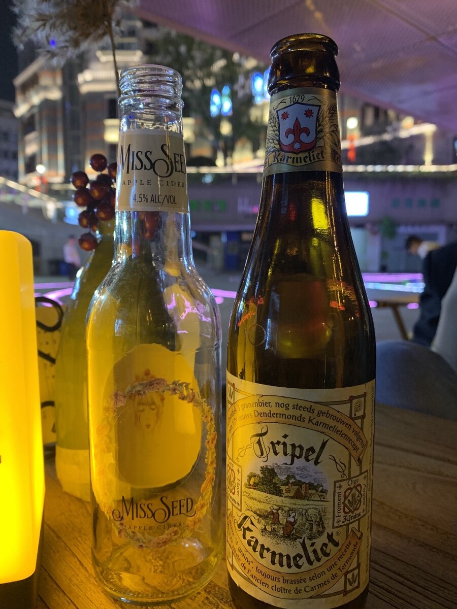 酒吧夜色伤感忧郁喝酒夜店