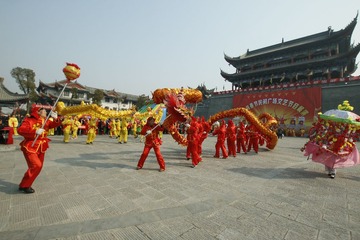 龙腾新春