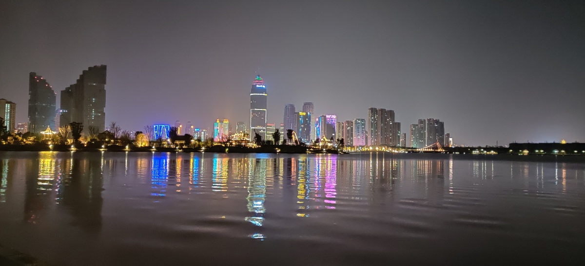 绍兴迪荡湖夜景