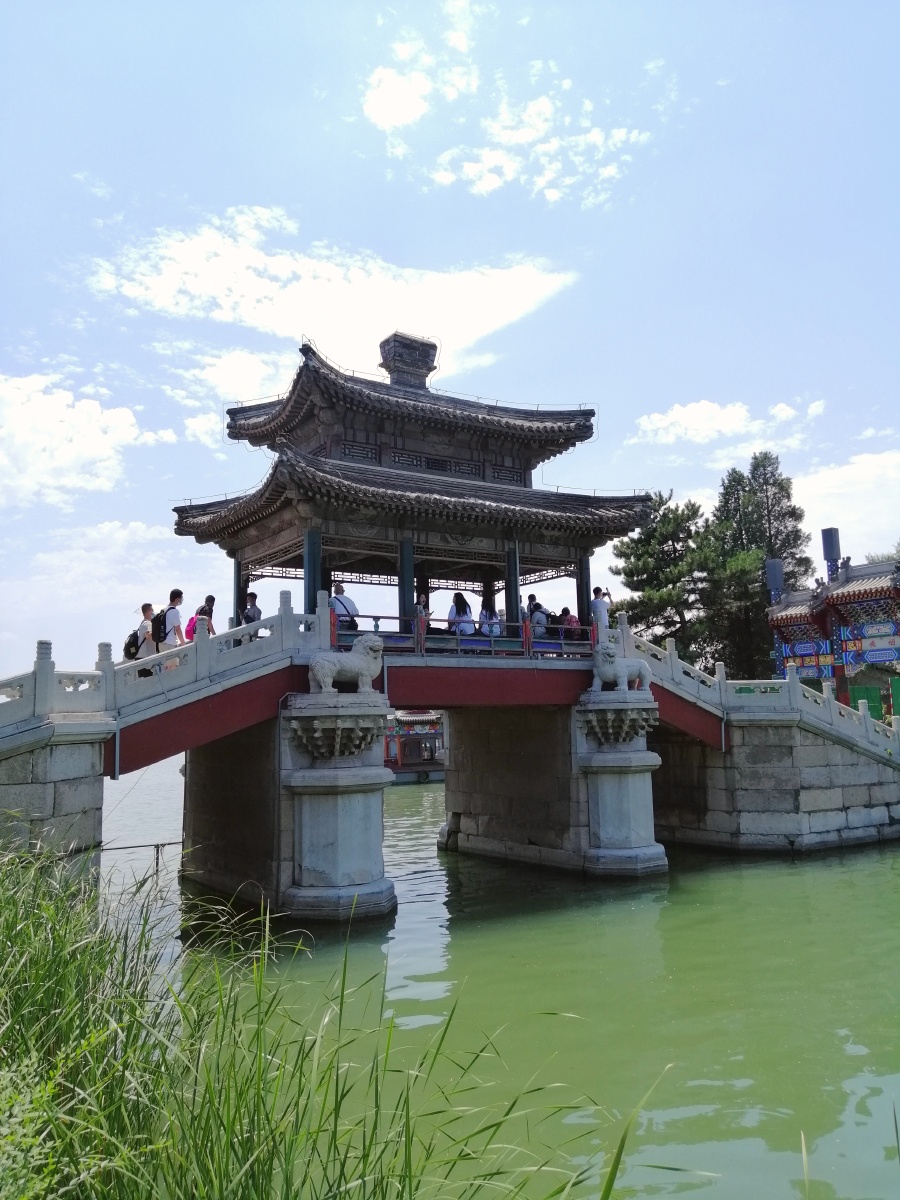 水畔亭桥(摄于颐和园昆明湖西荇桥)