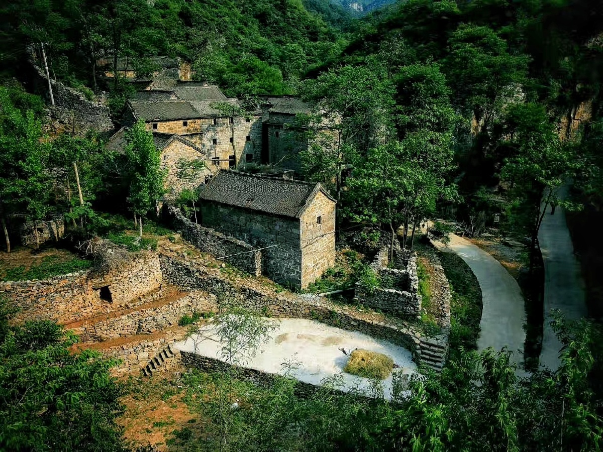 四季南太行古村落三塔沟村
